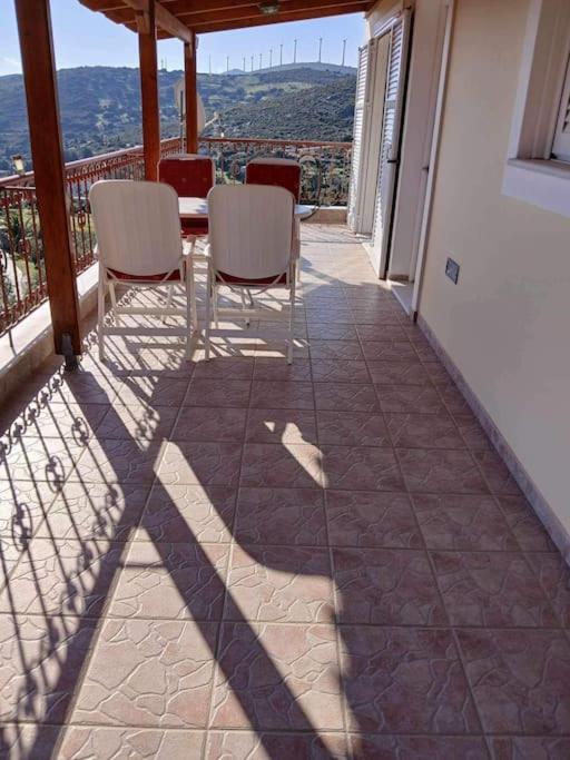 Παραθαλασσιο Σπιτι Στην Εξοχη Villa Tsakei Exterior foto