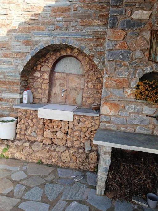 Παραθαλασσιο Σπιτι Στην Εξοχη Villa Tsakei Exterior foto